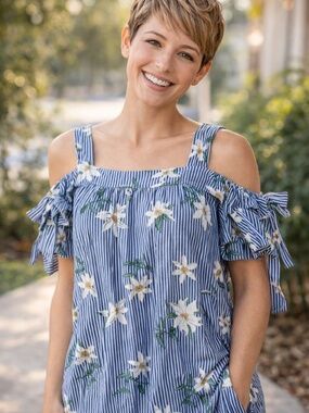 THML Blue Stripe Floral Cold Shoulder Dress M Summer Resort Preppy